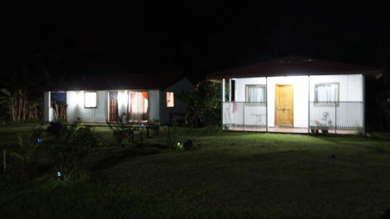 Cabanas Isla De Pascua Hanga Roa Exterior foto